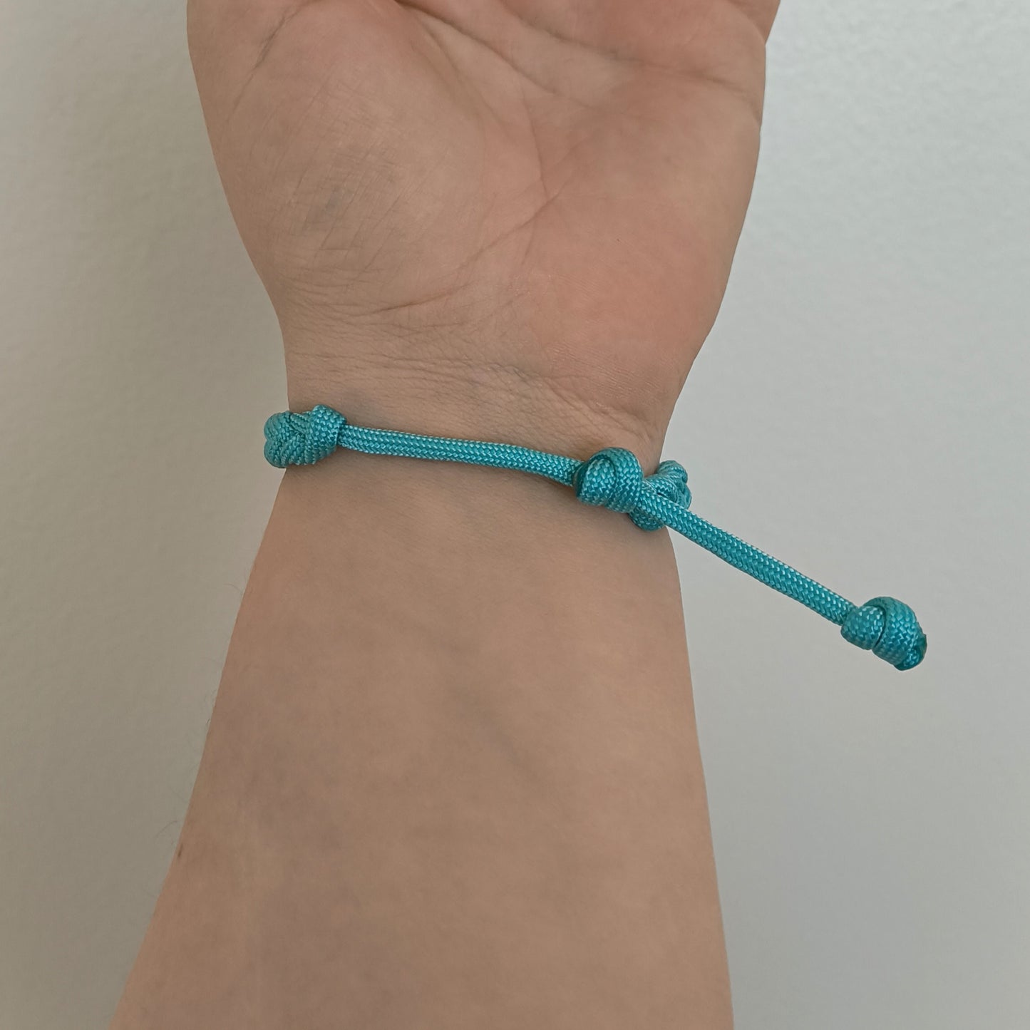 Custom Adjustable Paracord Braided Wristband: One Colour - Choose Your Favourite Colour – Handmade