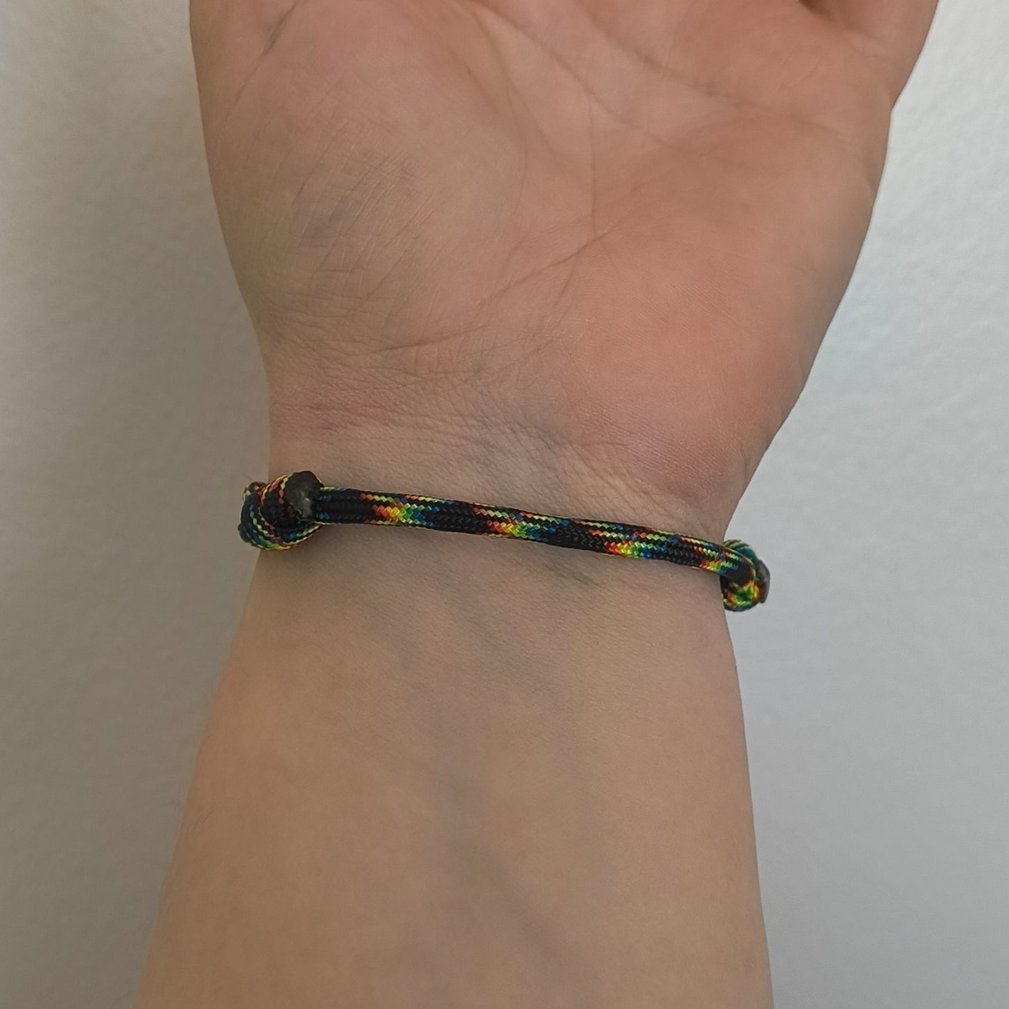 Custom Adjustable Paracord Wristband: One Colour - Choose Your Favourite Colour – Handmade