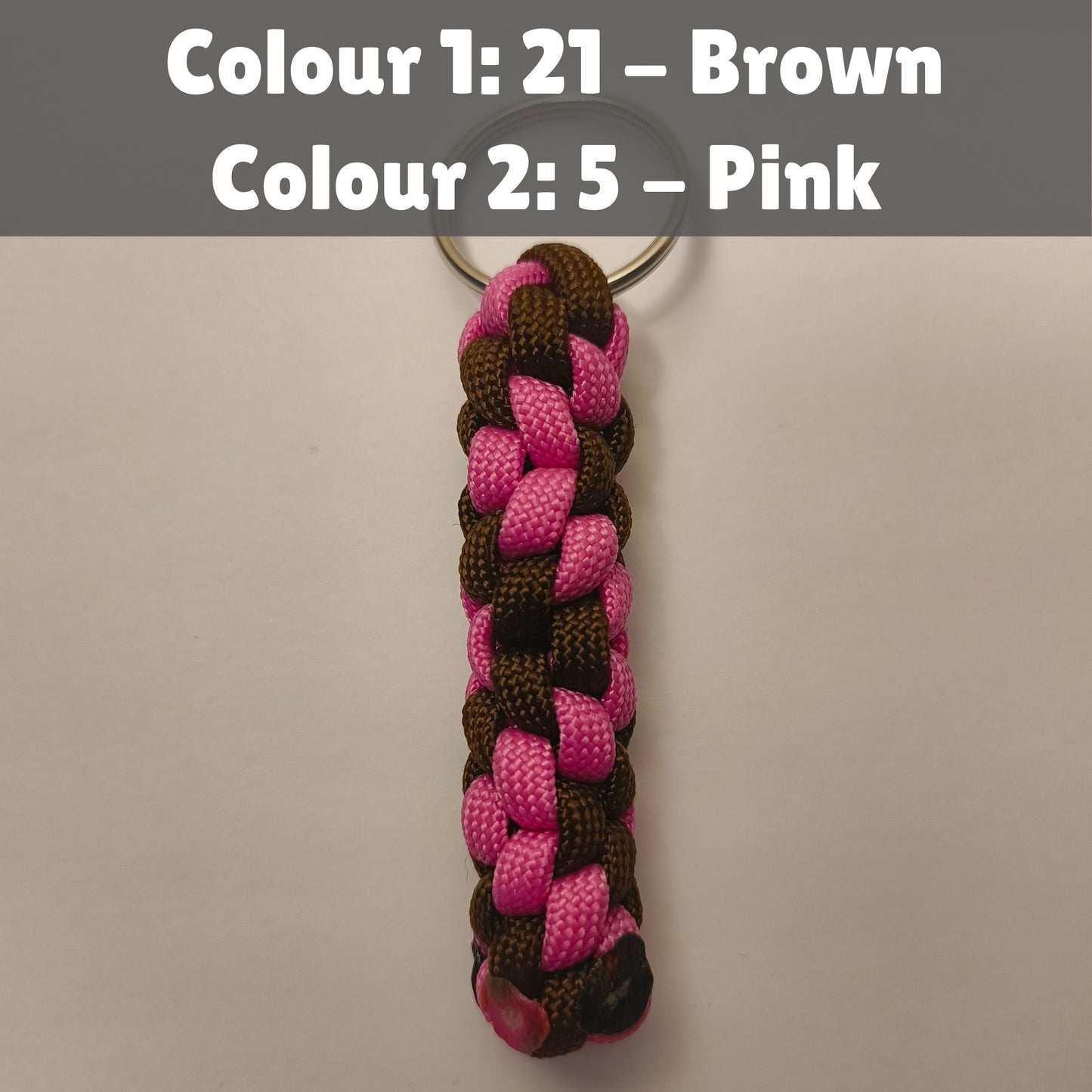 Custom Paracord Keyring: Round Knot, Zigzag Pattern - Choose Your Favourite Colours - Handmade Accessory