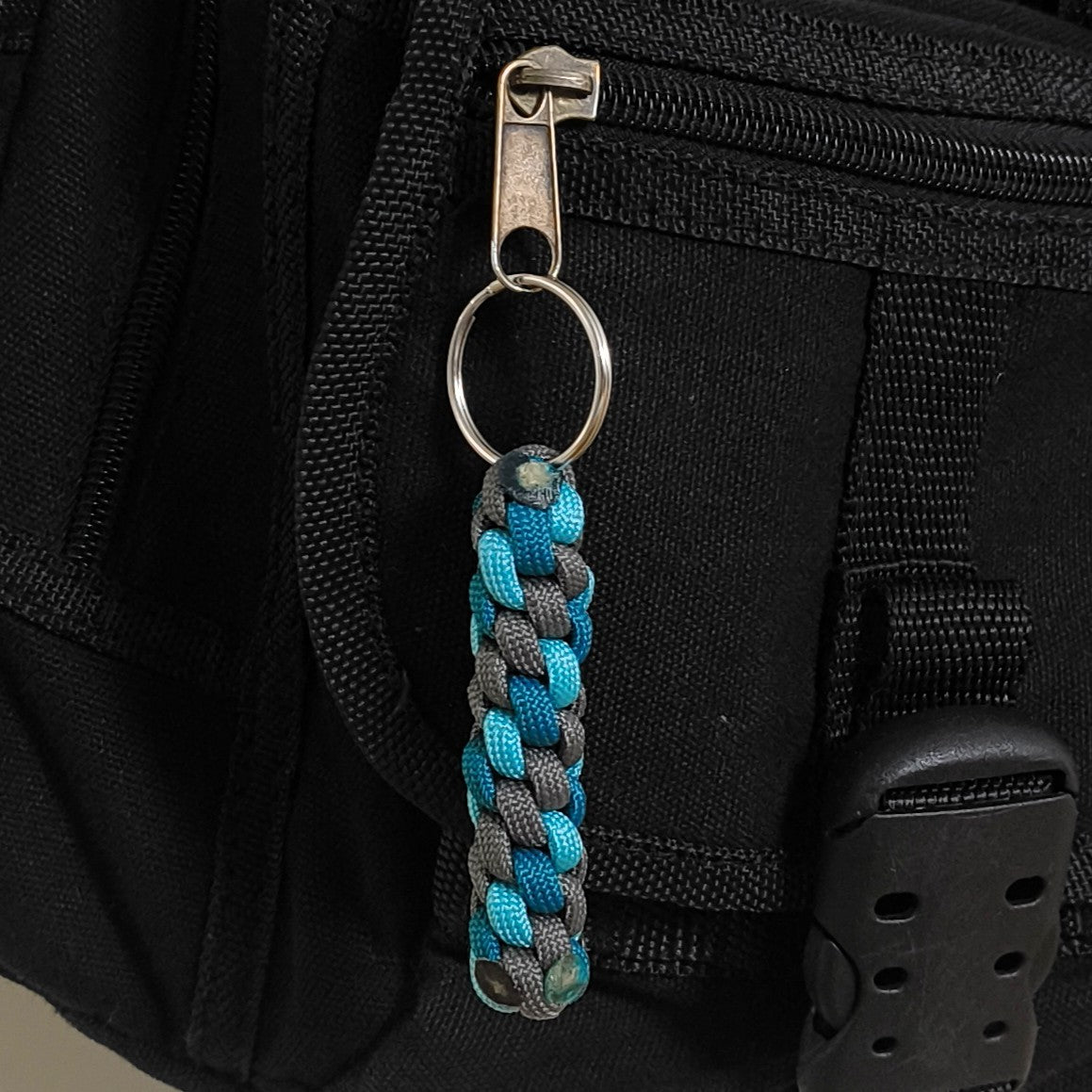 Custom Paracord Keyring: Three Colours Round Knot - Choose Your Favourite Colours - Handmade Accessory