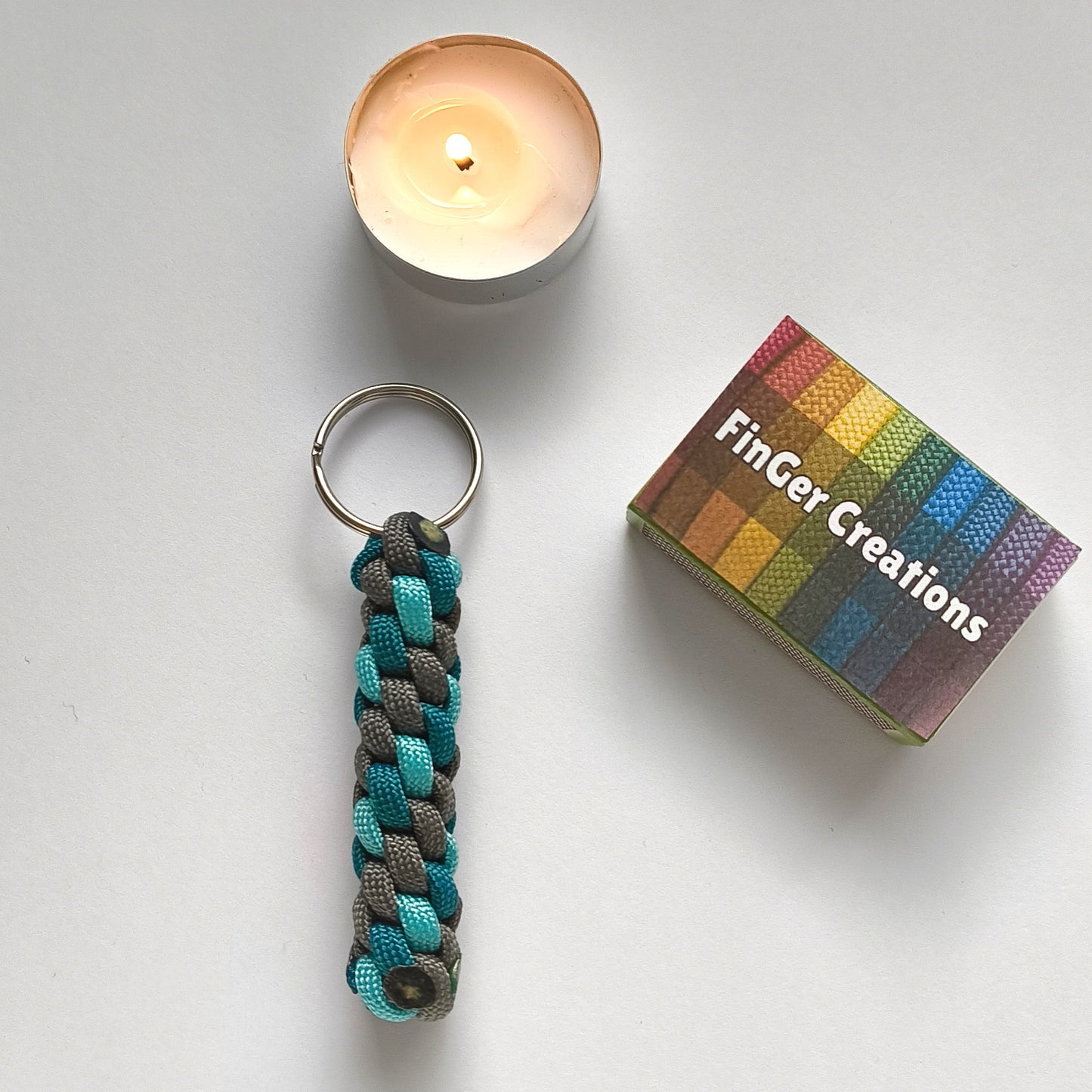 Custom Paracord Keyring: Three Colours Round Knot - Choose Your Favourite Colours - Handmade Accessory